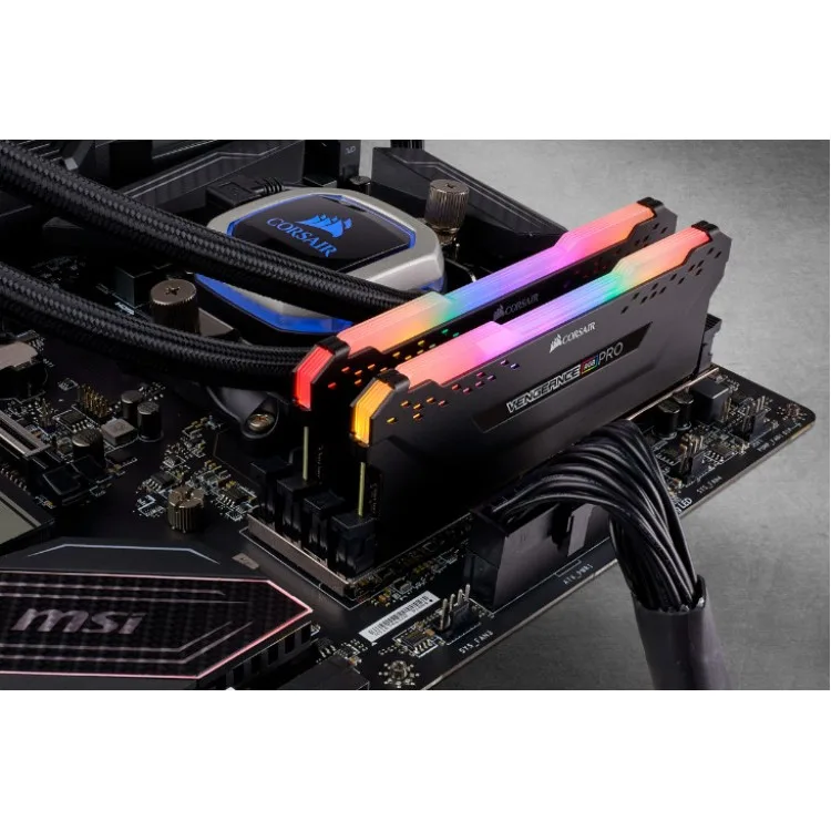 خرید رم Corsair Vengeance RGB Pro - ظرفیت 16 گیگابایت - DDR4 - فرکانس 3600 مگاهرتز - CL16