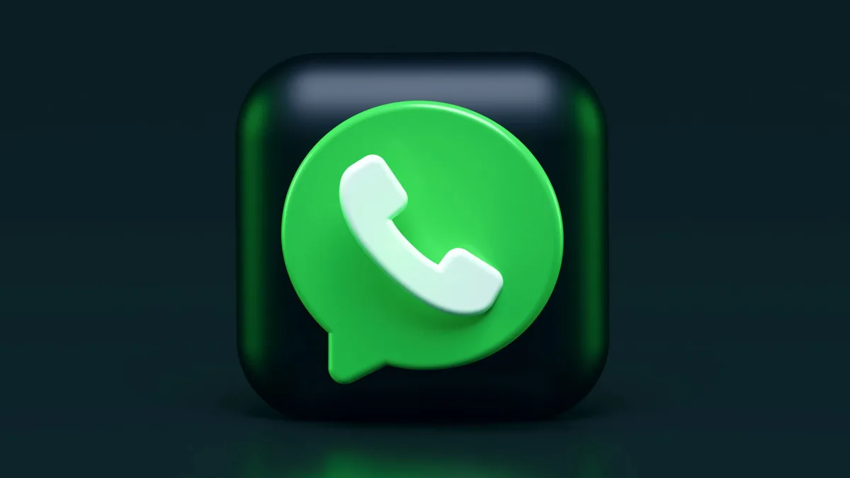 چگونه در واتساپ میتوان پیام گروهی ارسال کرد؟