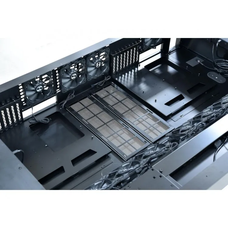 خرید کیس کامپیوتر Lian Li DK-05F - سیاه