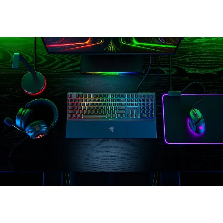 خرید کیبورد Razer Ornata v3