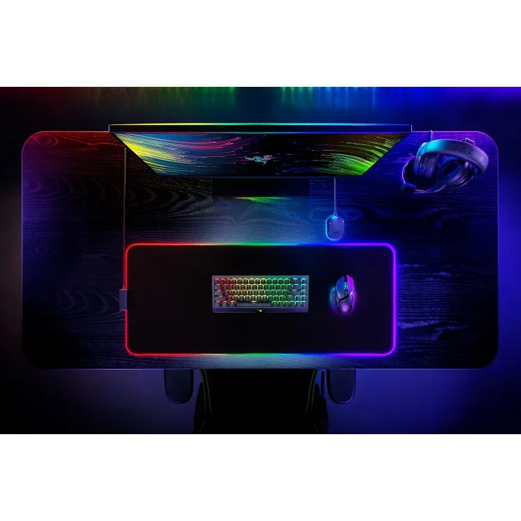 خرید موس پد Razer Strider Chroma - عریض