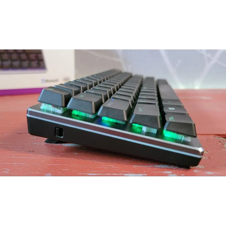 خرید کیبورد Cooler Master SK622 - سوییچ آبی - بی سیم - سفید